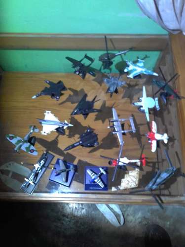 Aviones De Metal