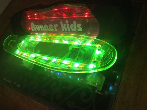 Patineta Con Luces Led Y Bluetooth Runner Kids