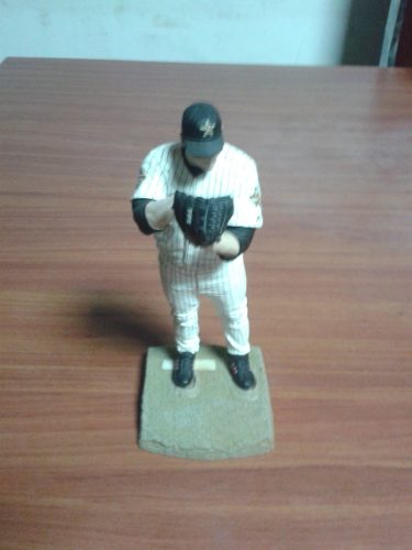 Figura Del Beisbol Profecional Roger Clemens.mcfarlane.