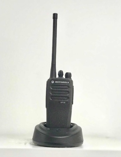 Radio Motorola Mototrbo Dep-450 Vhf Uhf
