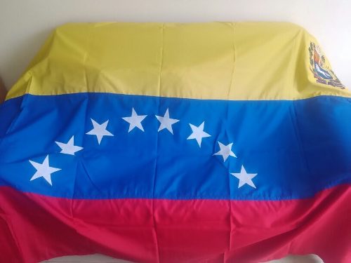 Bandera De Venezuela 2,30 X 1,40, Pago En 15 Verd O Al Camb.