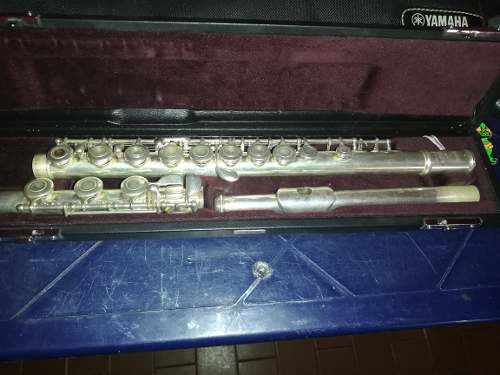 Flauta Transversal Yamaha