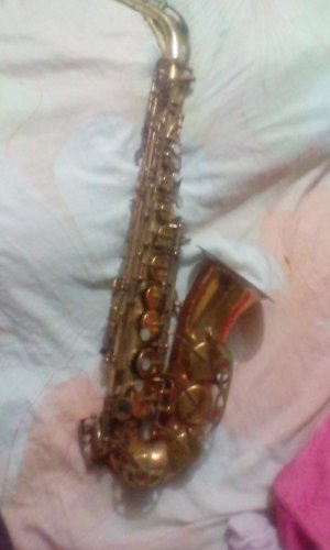 Saxofon Al Huam Usado Y Boquilla Rico Royal De Tenor