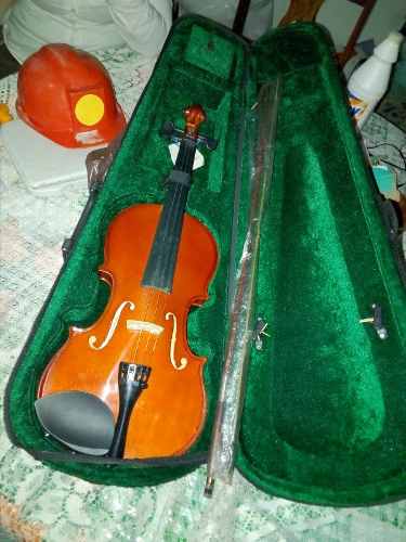 Violin Casi Nuevo
