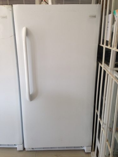 Congelador Vertical De 14.1 Pie Y 423 Lts, Nuevo