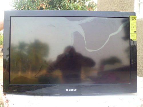 Tv Samsung 32 (pantalla Partida)