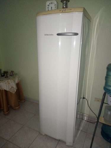 Vendo Freezer Vertical