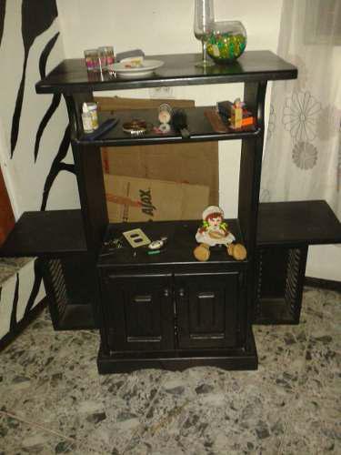 Vendo O Cambio Mueble Para Tv Y Equipo En Madera Saman