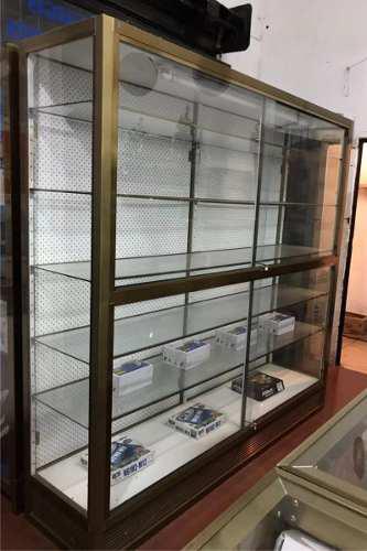 Vitrina Exhibidor De Aluminio Dorado Lujo 2 Niveles 2x2x0.5