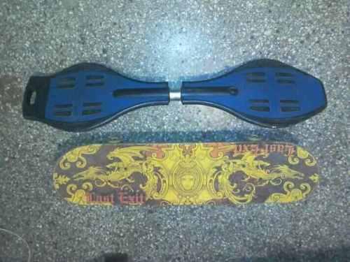 Patineta De 2 Ruedas, Con Una De 4 Ruedas Y Unos Patines