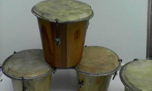 Tambor De Madera Con Parche De Cuero Instrumento D Percusion
