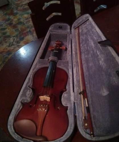 Vendo Violin 4/4 Marca Zebra Casi Nuevo