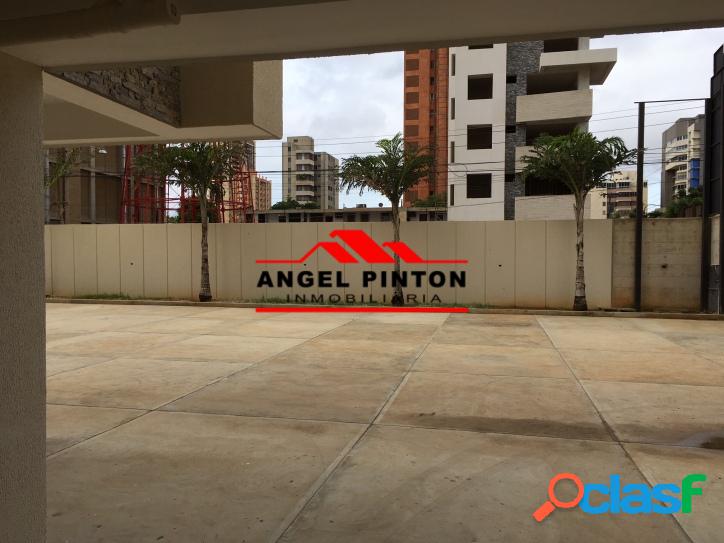 APARTAMENTO VENTA LA LAGO MARACAIBO API 2924