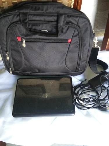 Mini Laptop M Cargador Batería Bolso Como Nueva Oferta