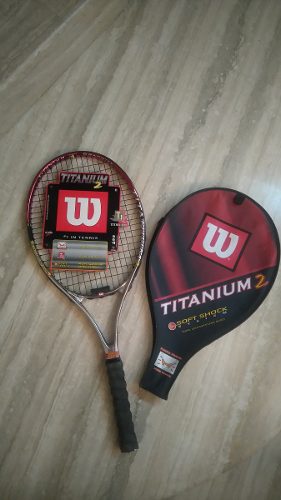 Raqueta De Tenis Titanium Graphite 4 -1/4 Soft Shock System