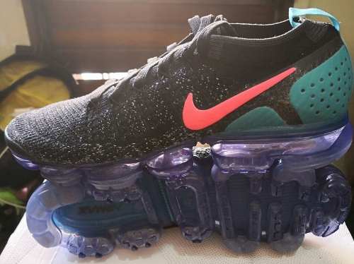 Nike Vapormax Flyknit Talla 9.5 Us 100% Originales