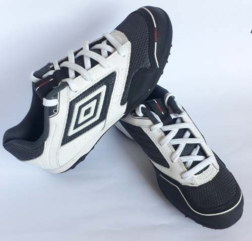 Umbro Zapato Microtaco Futbol Niño R99