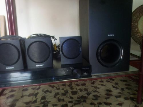 Home Theater Marca Sony Mod. Va-tz135