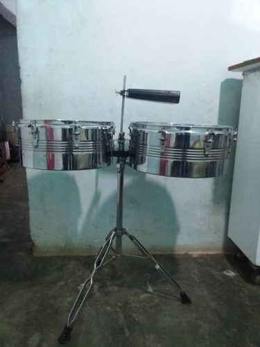 Timbales  Y Platillo