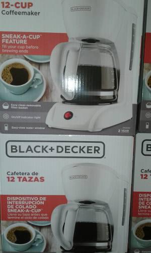 Cafetera Black & Decker 12 Tazas Cm1200w