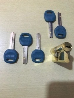 Cilindro De Seguridad Mulltilock 66 Mm Mul T Lock Cisa 5 Lla