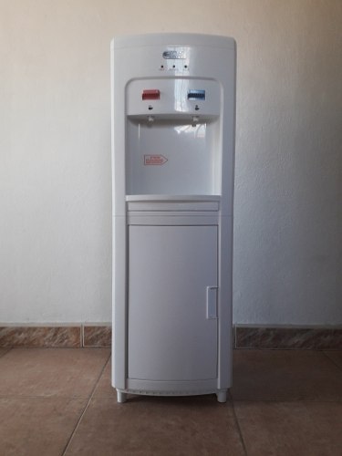 Dispensador Filtro De Agua Fria Caliente Con Gabinete Gplus
