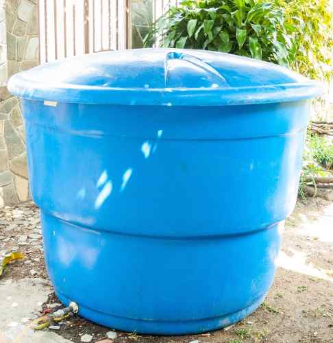 Tanque De Agua De Plastico Azule  Litros