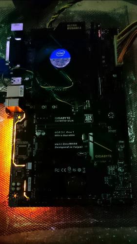 Tarjeta Madre Gigabyte  H110 + Pentium G