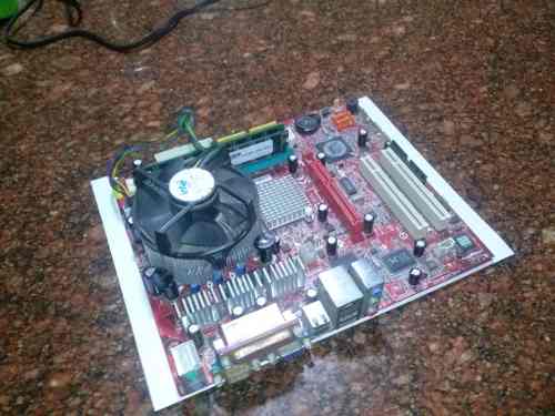 Tarjeta Madre Msi Pm8m3 Pentium Iv 1gb Ram