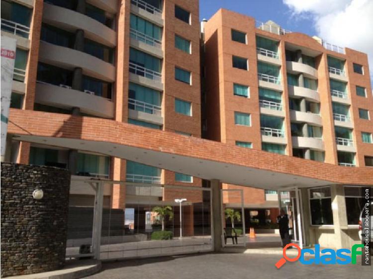 Apartamento en Venta Lomas del Sol FS1 MLS18-13546