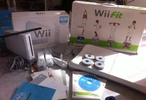 Nintendo Wii Y Wii Fit