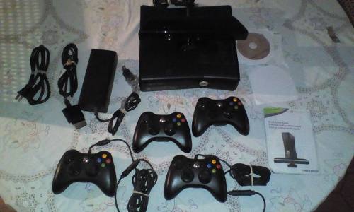 Xbox 360 Con 4 Controles Y 6 Juegos Originales