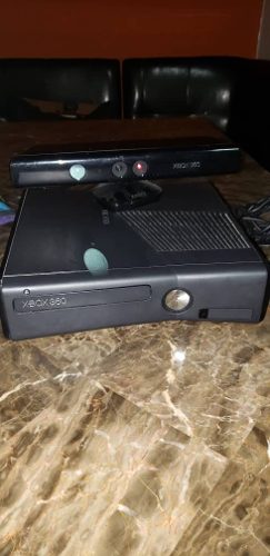 Xbox 360 Con Kinet 2 Controles Y 6 Juegos Fisico