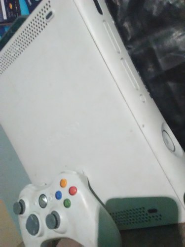 Xbox 360 Con Luces Rojas Con Sus Cables Y Juegos