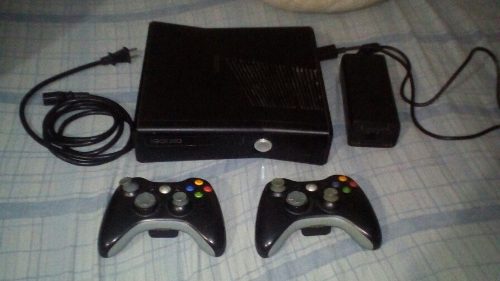 Xbox 360 Slim Como Nuevo
