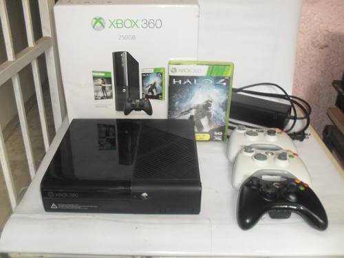 Xbox 360 Super Slim 250gb