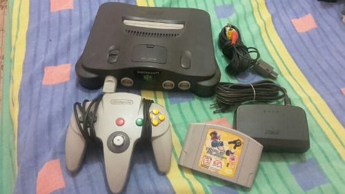 Nintendo 64 Con 1 Control, 1 Juego, Cables Y Transformador