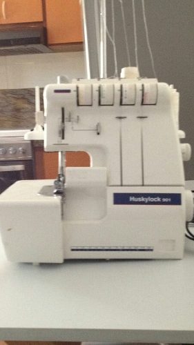 Overlock Huskylock 901 Usada