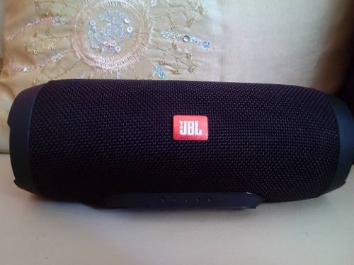 Corneta Portatil Jbl Charge 3 Bluetooh.