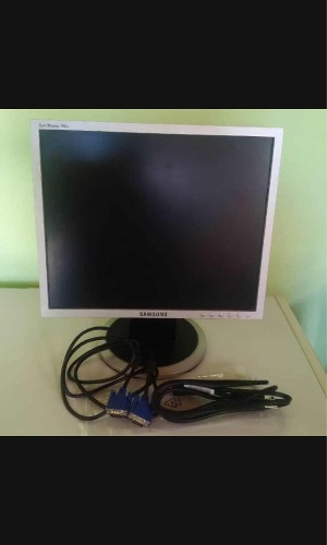 Monitor Samsung 17 Modelo: 740n