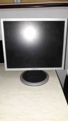 Monitor Samsung 17 Usado