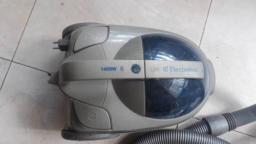 Aspiradora Electrolux Lite 1400w