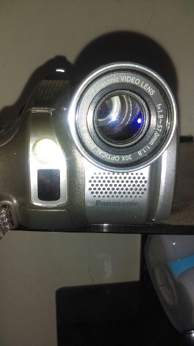 Camara Filmadora Marca Panasonic Pv-gs29 Usada + Tripoide