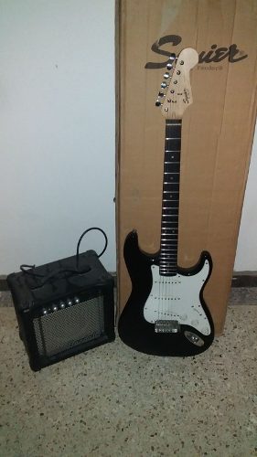 Guitarra Electrica (squier By Fender) Y Amplificador De 15w!