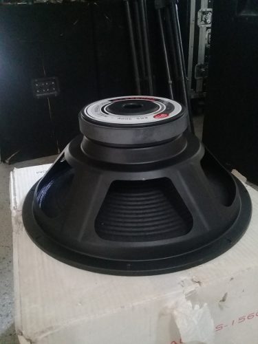 Medio Bajo Spyn Audio 15 Pulgadas Dbx Jbl Rcf Das Prv Qsc