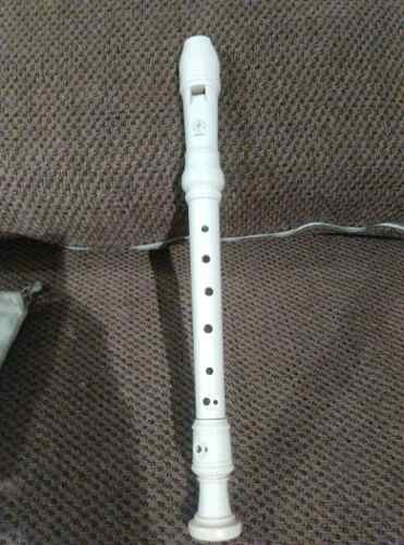 Flauta Yamaha Yrs\23