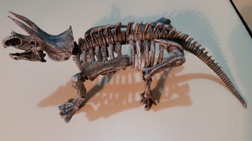 Juguete De Dinosaurio Armable - Triceratops