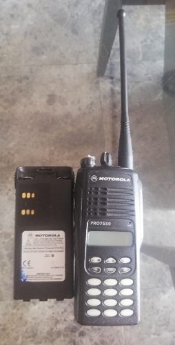 Radio Motorola Pro Con Antena Y 2 Pilas