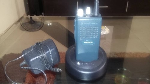 Radio Transmisor Motorola Uhf En Buenas Condiciones