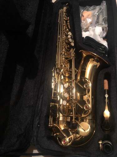 Saxofón Alto Viena
